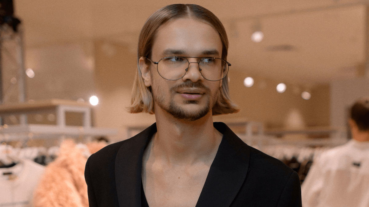 Иван Короткевич: Путь к успеху и вклад в развитие моды Беларуси во взаимодействии с исполнительским и изобразительным искусствами